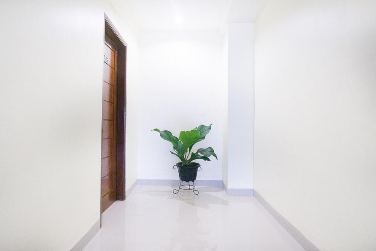 Reddoorz @ Rs Adam Malik Medan Exterior foto